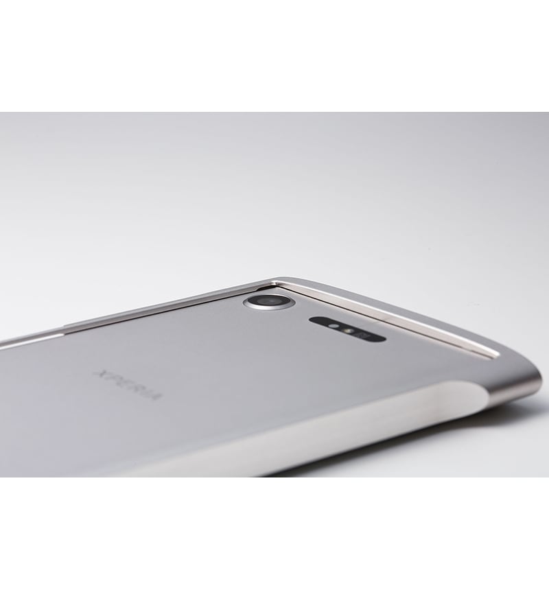 特価】Cleave Titanium Bumper Chrono Premium Edition for Xperia XZ1