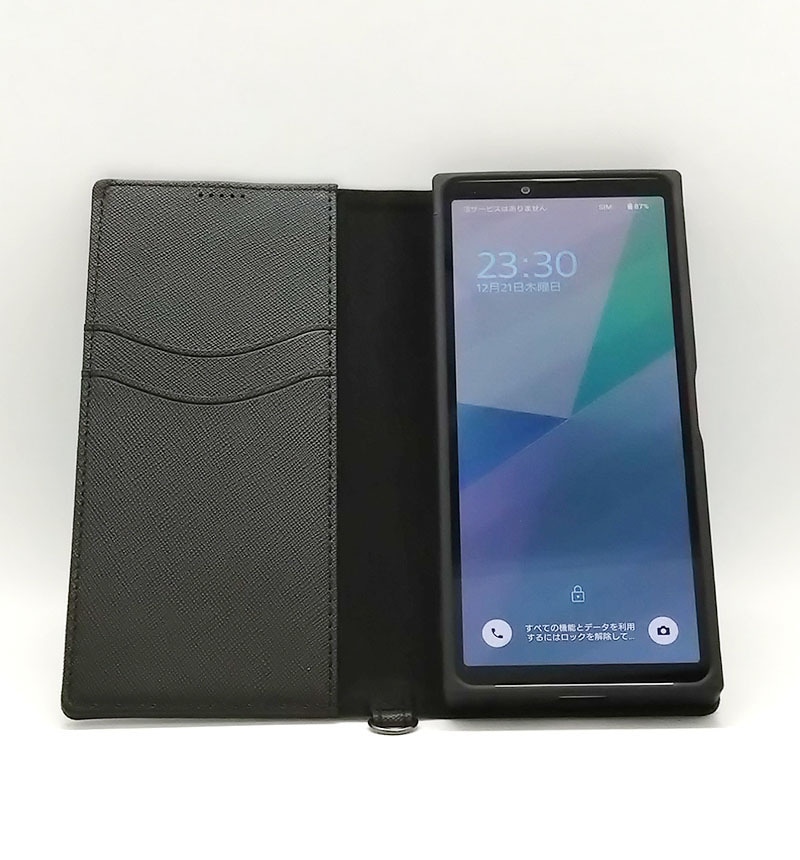 Xperia 10 VI �Ѿ׷� ��Ģ���쥶�������� KAKU Durable �֥�å�/�֥�å� IN-RXP10M6TBC9/BB