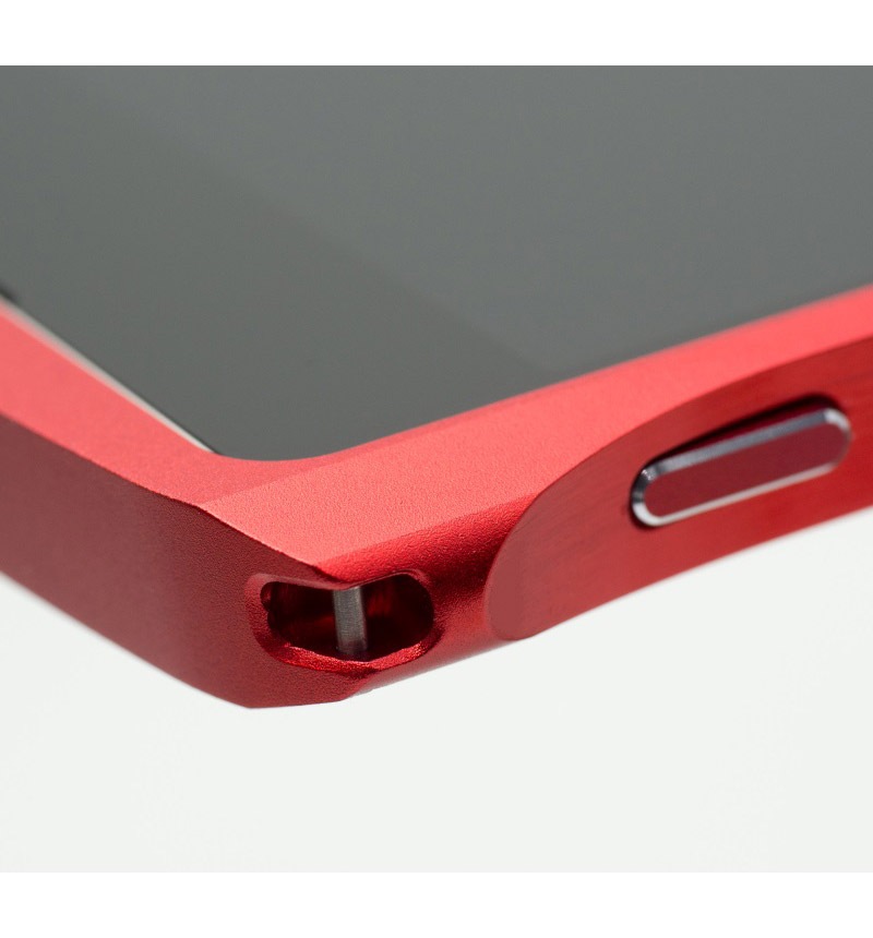 òCleave Aluminum Bumper Chrono for Xperia Z4 Red DCB-XZ4A6RD