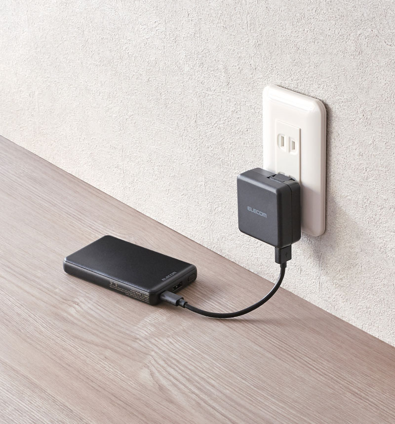 5000mAh C+A 12W ��Х���Хåƥ꡼ �֥�å� DE-C26-5000BK