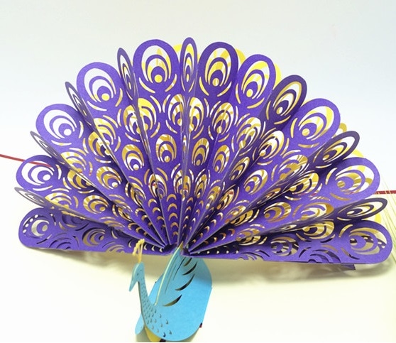 クジャク 孔雀 立体切り絵 グリーティングカード ポップアップカード