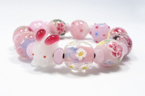 N1636 / カスタムボールペン エンジェルうさぎちゃんビーズ お花