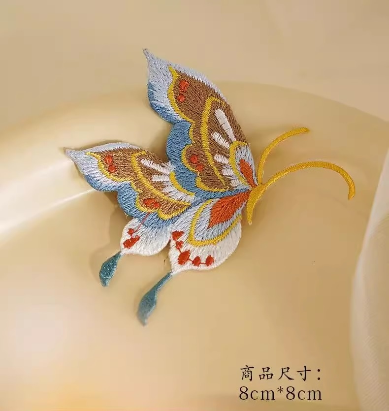 珍】 ☆ 額装 博古花蝶図繍片 ☆ 民国時期 刺繍 博古紋 花蝶紋 民間織