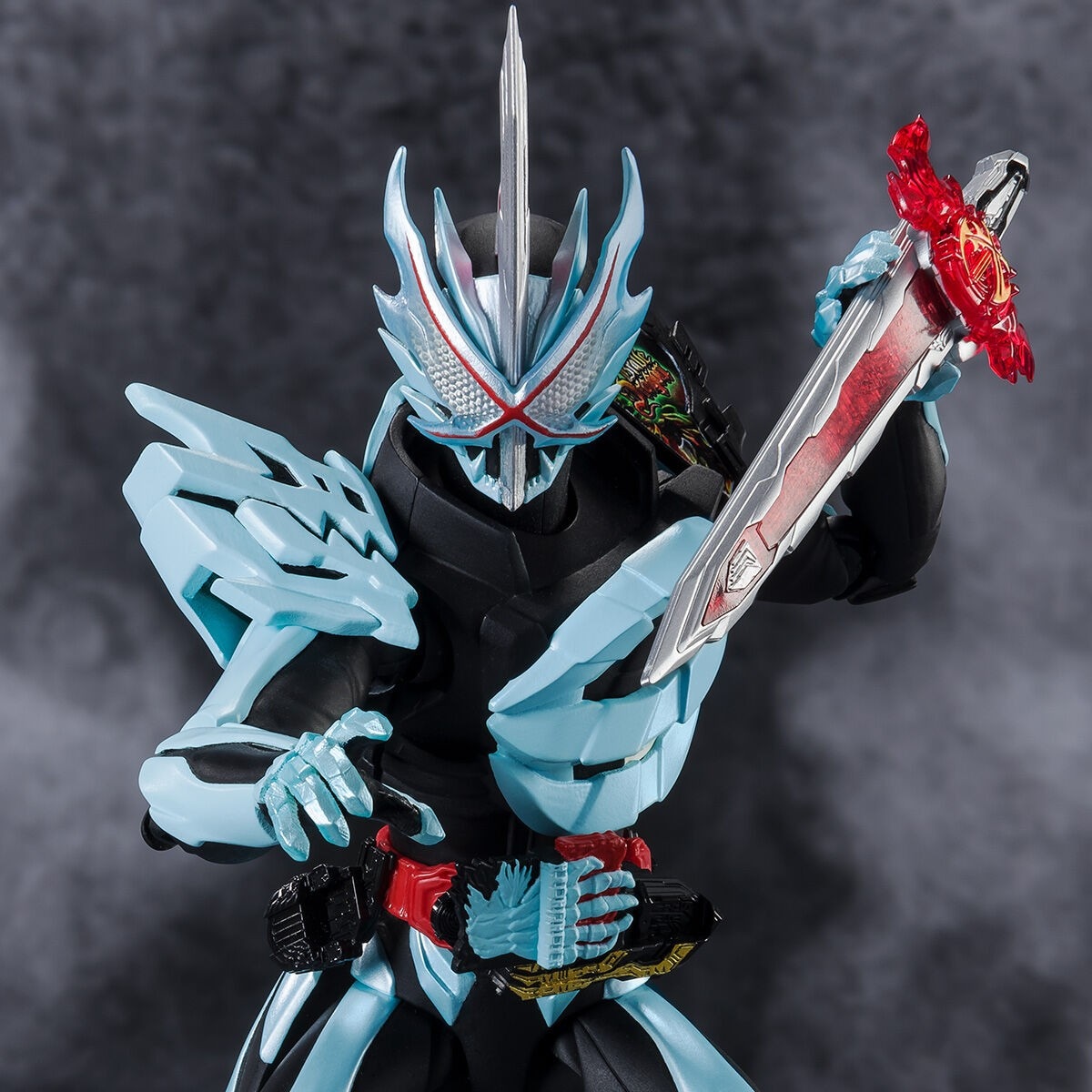 S.H.Figuarts 仮面ライダーセイバー プリミティブドラゴン (魂ウェブ商店限定) 『仮面ライダーセイバー』
