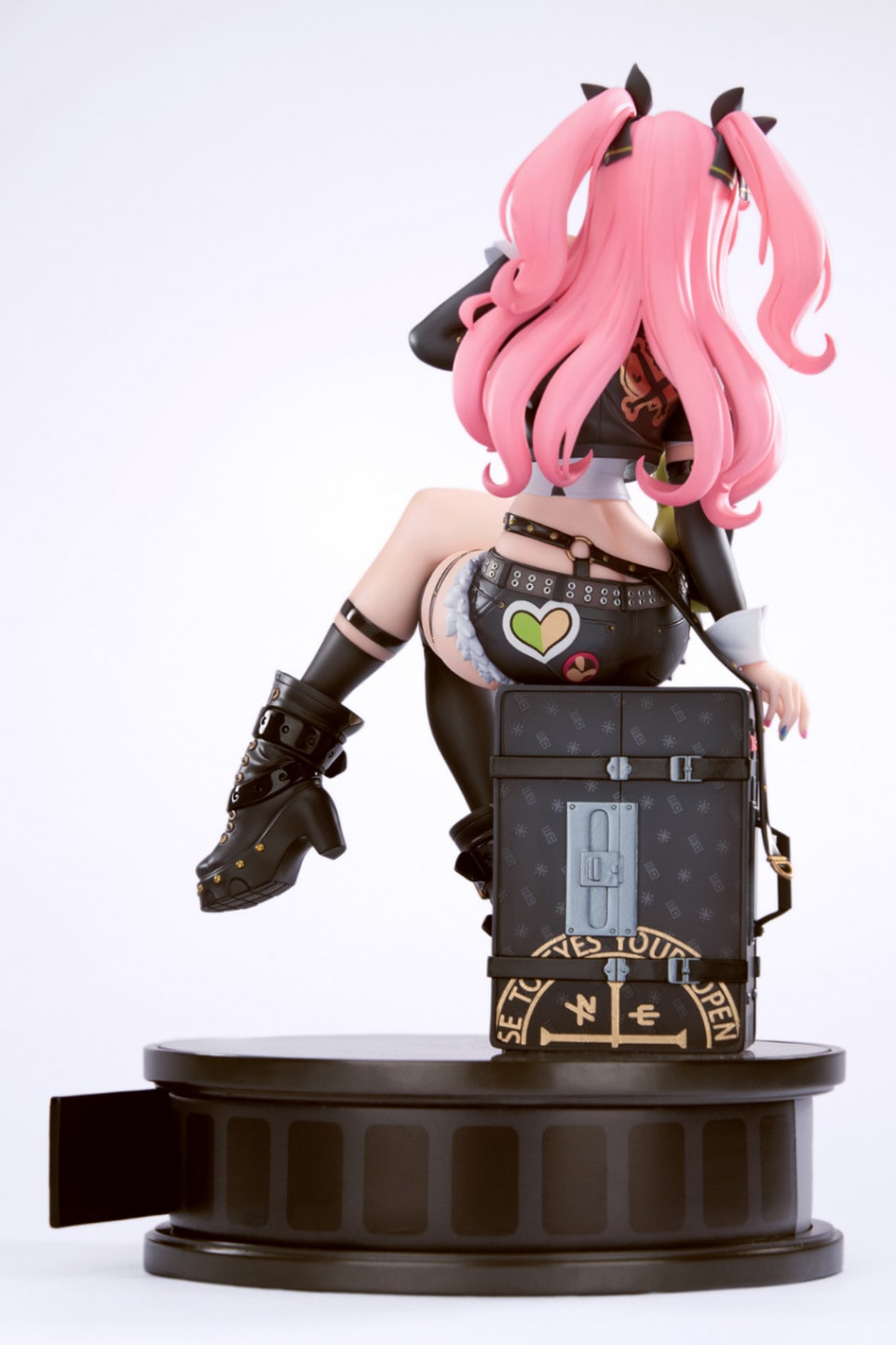 ゼンレスゾーンゼロ ニコ・デマラ フィギュア ガレージキット 塗装済完成品 ニコ・デマラ 1/7 完成品フィギュア 『ゼンレスゾーンゼロ