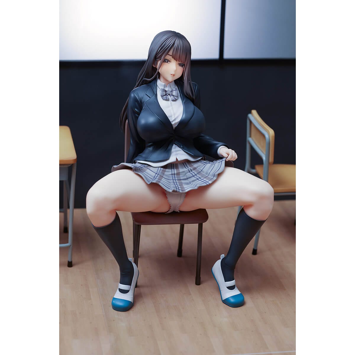 パンツ見せて、純菜ちゃん 1/6 完成品フィギュア 《送料無料》 【18歳未満購入禁止】