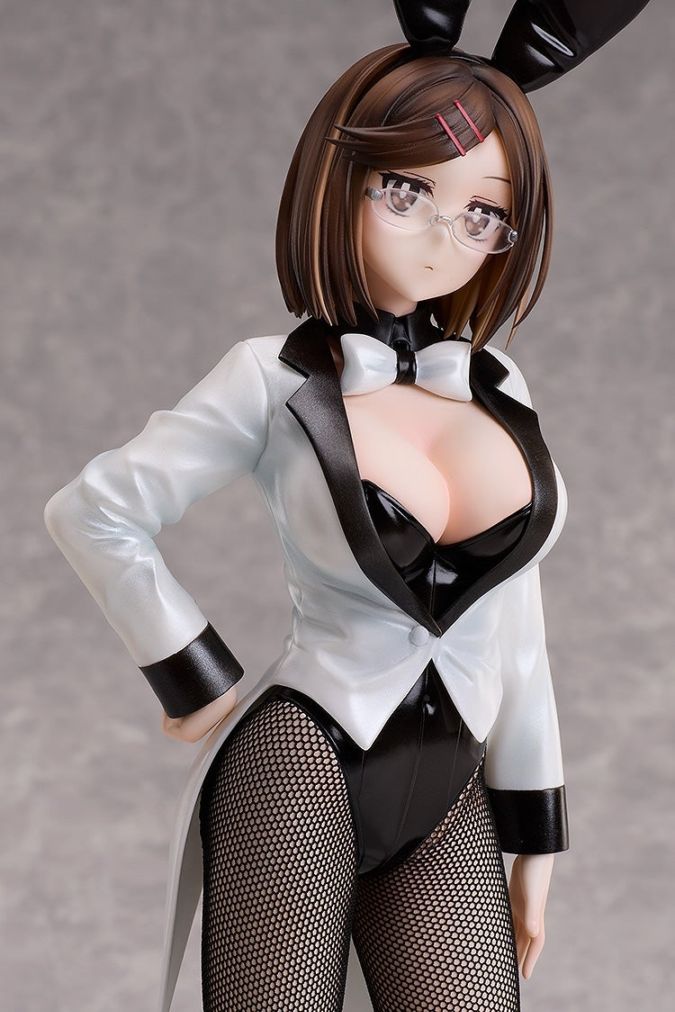 ハニーフラットさま専用♡ Amazon.co.jp: 向坂環バニーVer. (1/5スケール PVC製塗装済完成