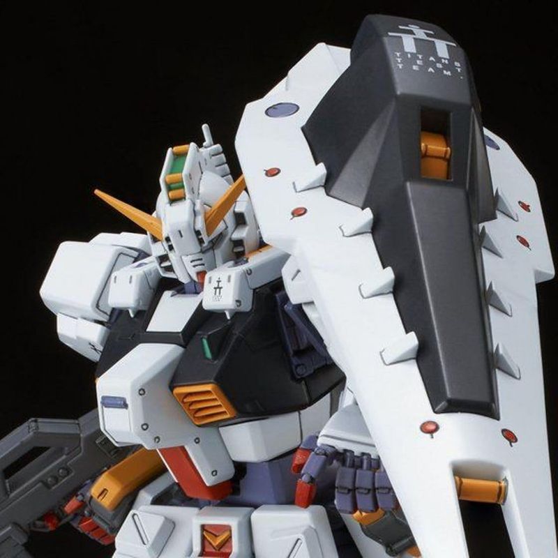 MG 1/100 ガンダムTR-1 [ヘイズル改] プラモデル 『ADVANCE OF Ζ ティターンズの旗のもとに』の商品画像