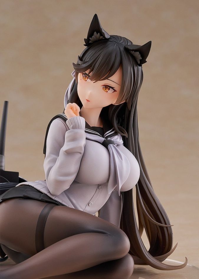 愛宕[学園トロイメライ] 1/7 完成品フィギュア 『アズールレーン』