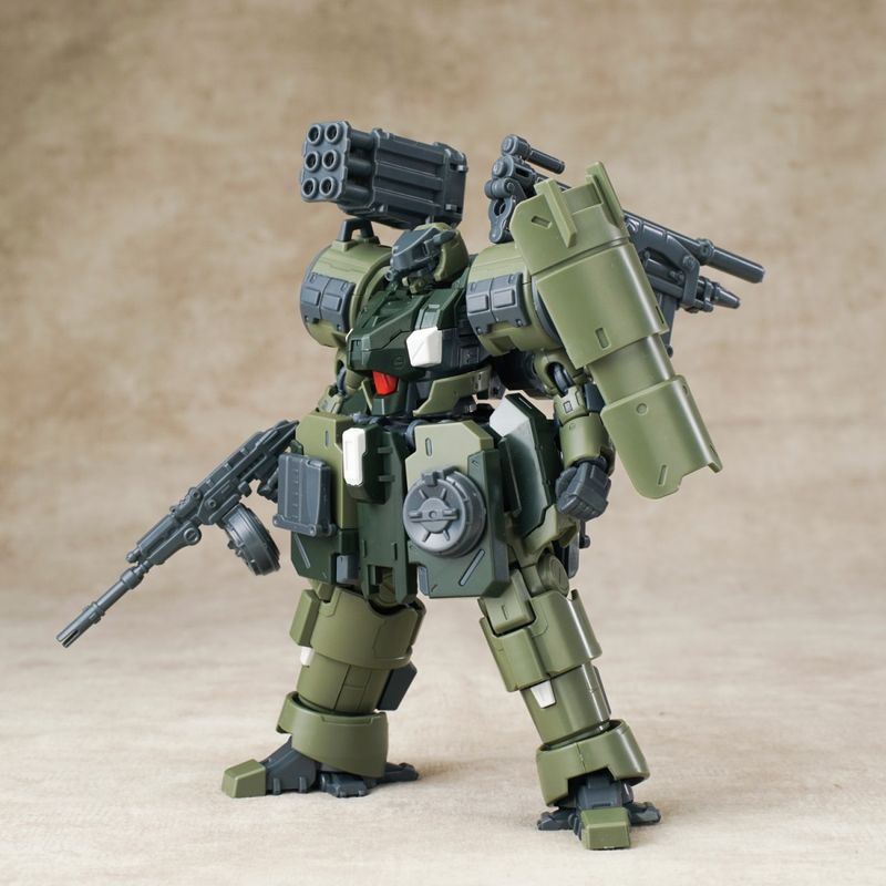ULTRA ACTION TROOPERシリーズ 砲撃型ザロヴ(ZAROV) 1/144スケール プラスチックモデルキット(グリーン)の商品画像