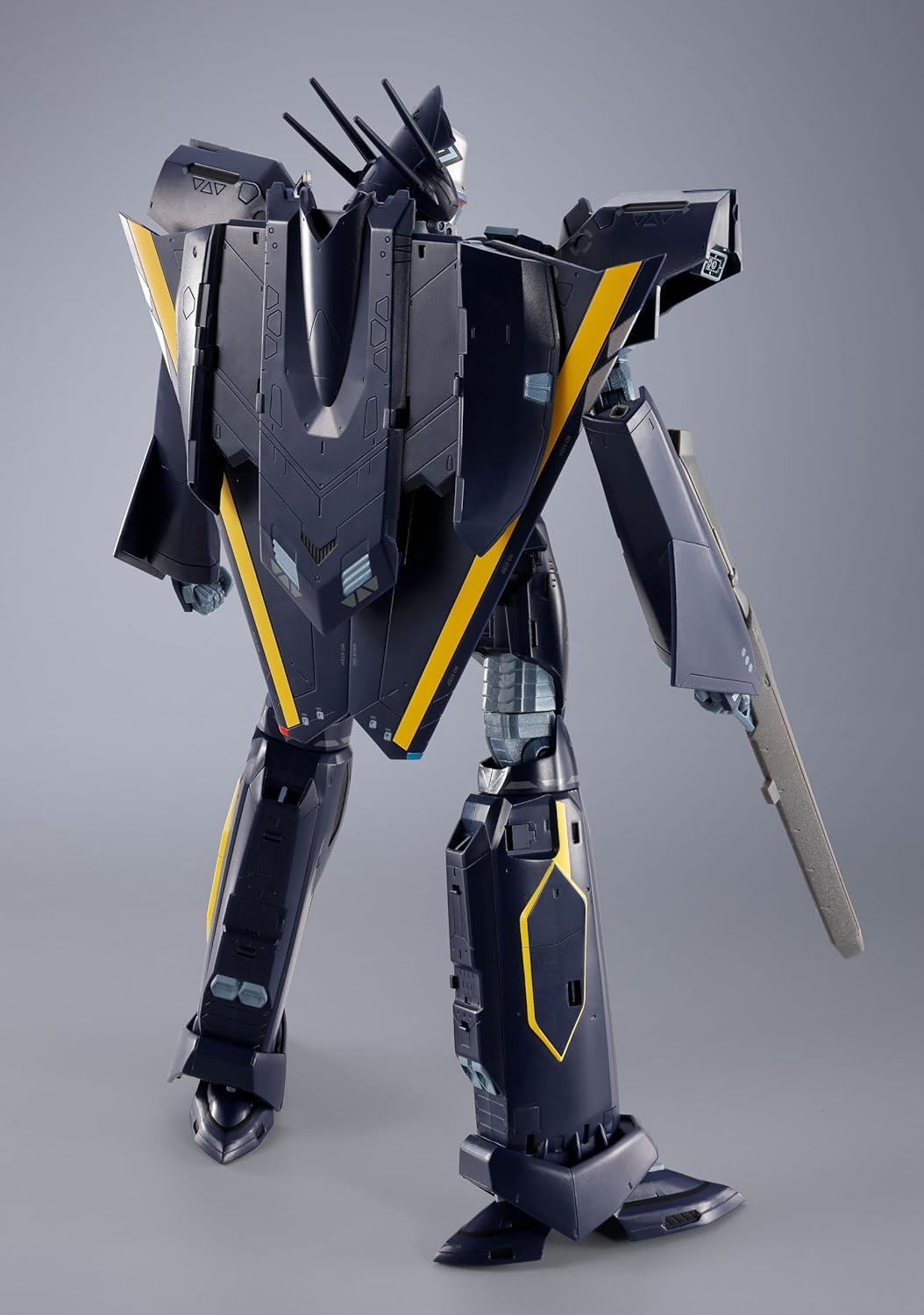 DX超合金 VF-17S ナイトメアステルスバルキリー（ガムリン木崎機）『マクロス7』