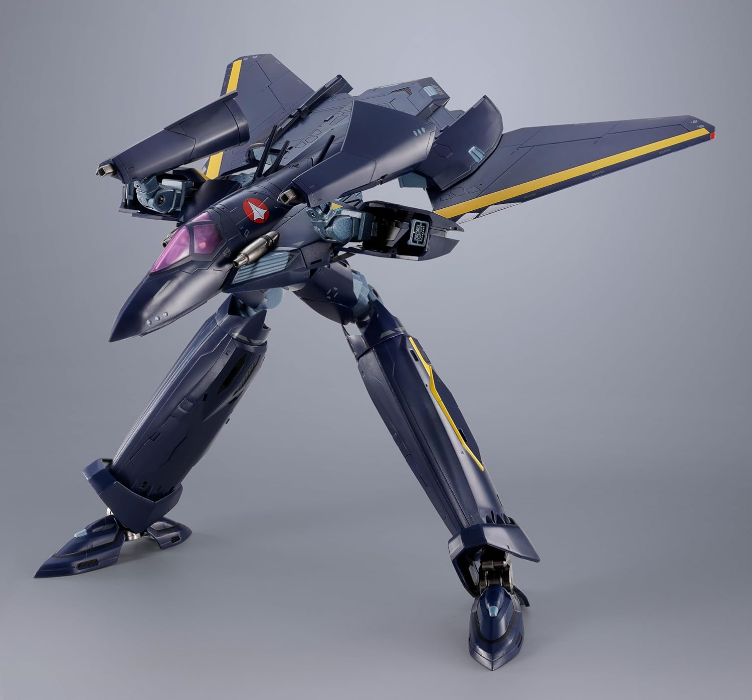 DX超合金 VF-17S ナイトメアステルスバルキリー（ガムリン木崎機）『マクロス7』