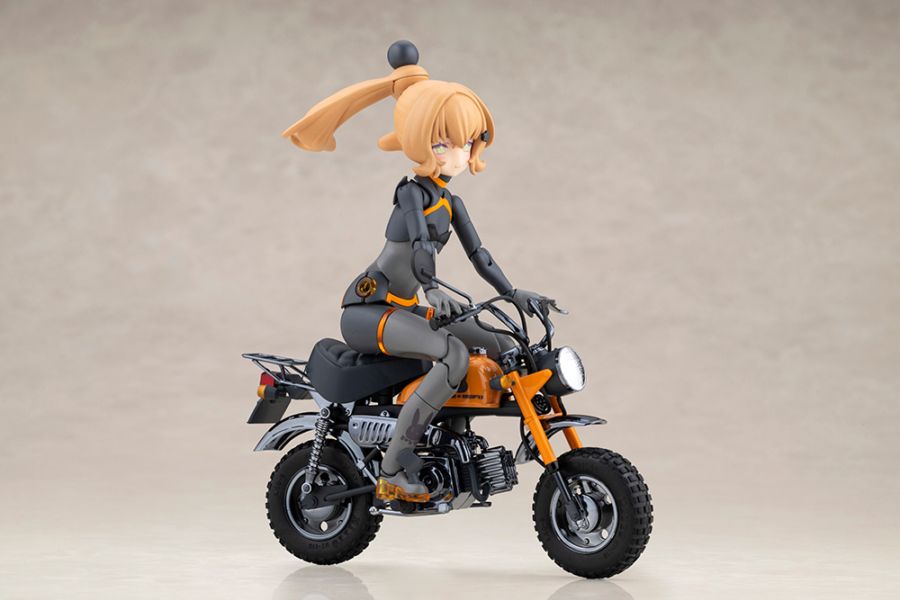 メガミデバイス PUNI☆MOFU レーシングトゥ with Honda Z50J-1 モンキー プラモデル