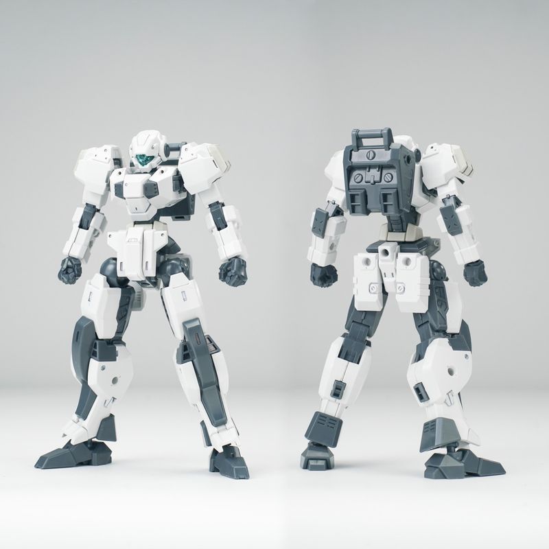 ULTRA ACTION TROOPERシリーズ V-gilante(ヴィジラント) 1/144スケールプラスチックモデルキット(ホワイト)の商品画像