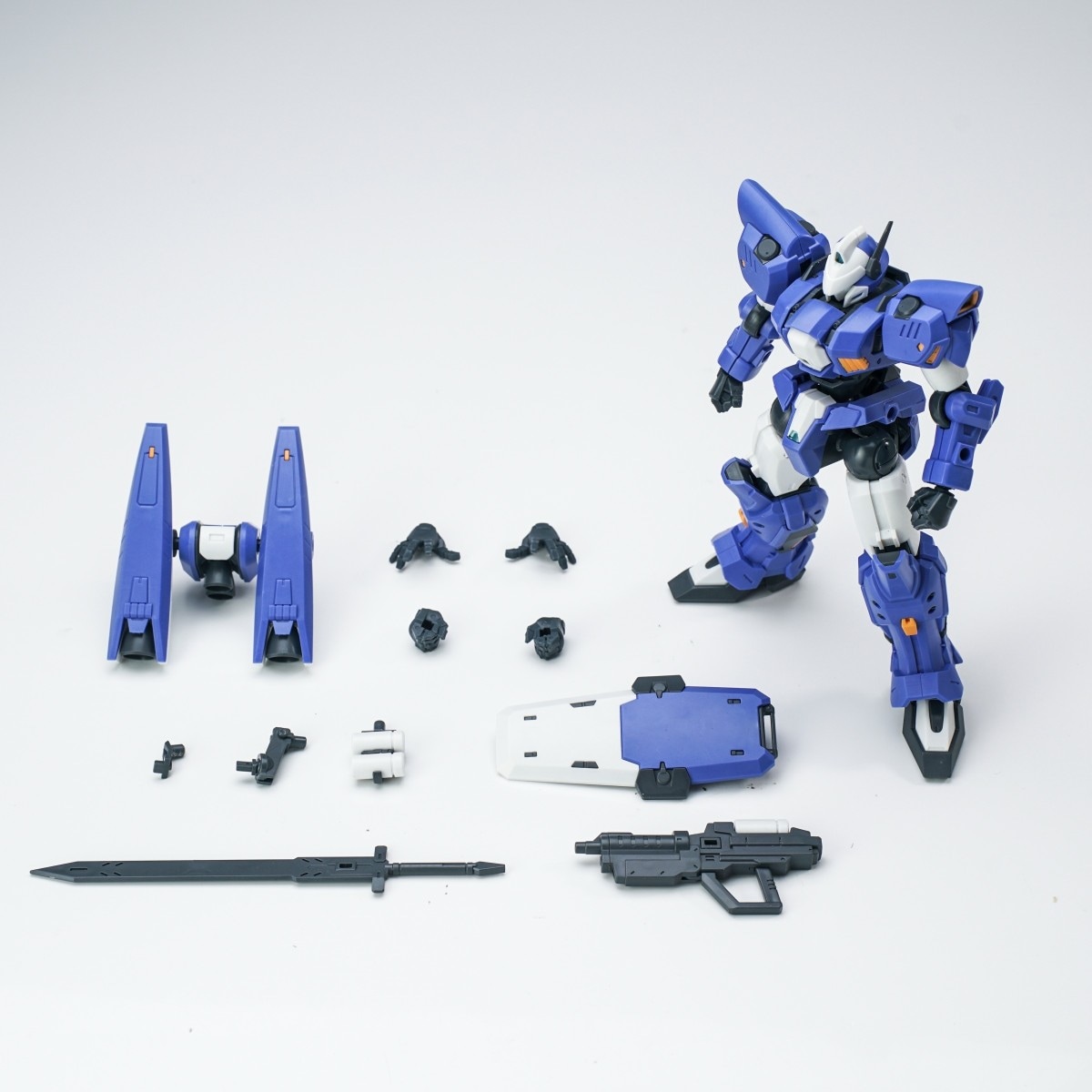 ULTRA ACTION TROOPERシリーズ stag(スタッグ)II式 1/144スケールプラスチックモデルキット(ブルー)