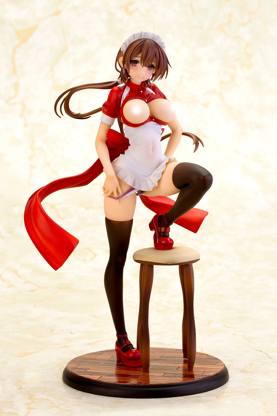 Amazon.co.jp: 爆乳メイド狩り 優月 ピンクver. (1/6スケール