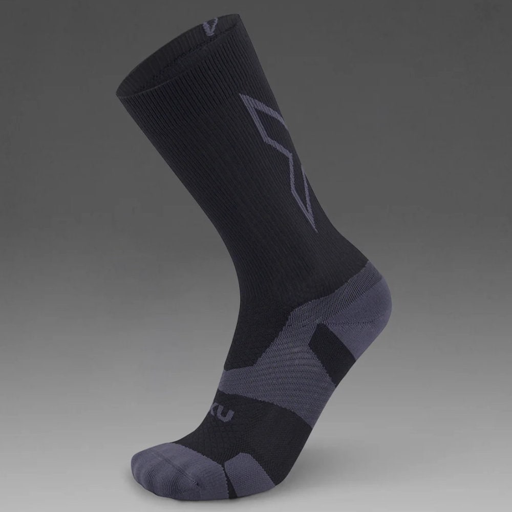 2XU ヴェクター ライトクッション クルーソックス ツータイムズユー ブラック/チタニウム UA7005E-BLKTTM