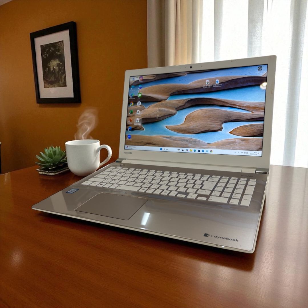 TOSHIBA DynaBook T55/AG 15.6ｲﾝﾁ