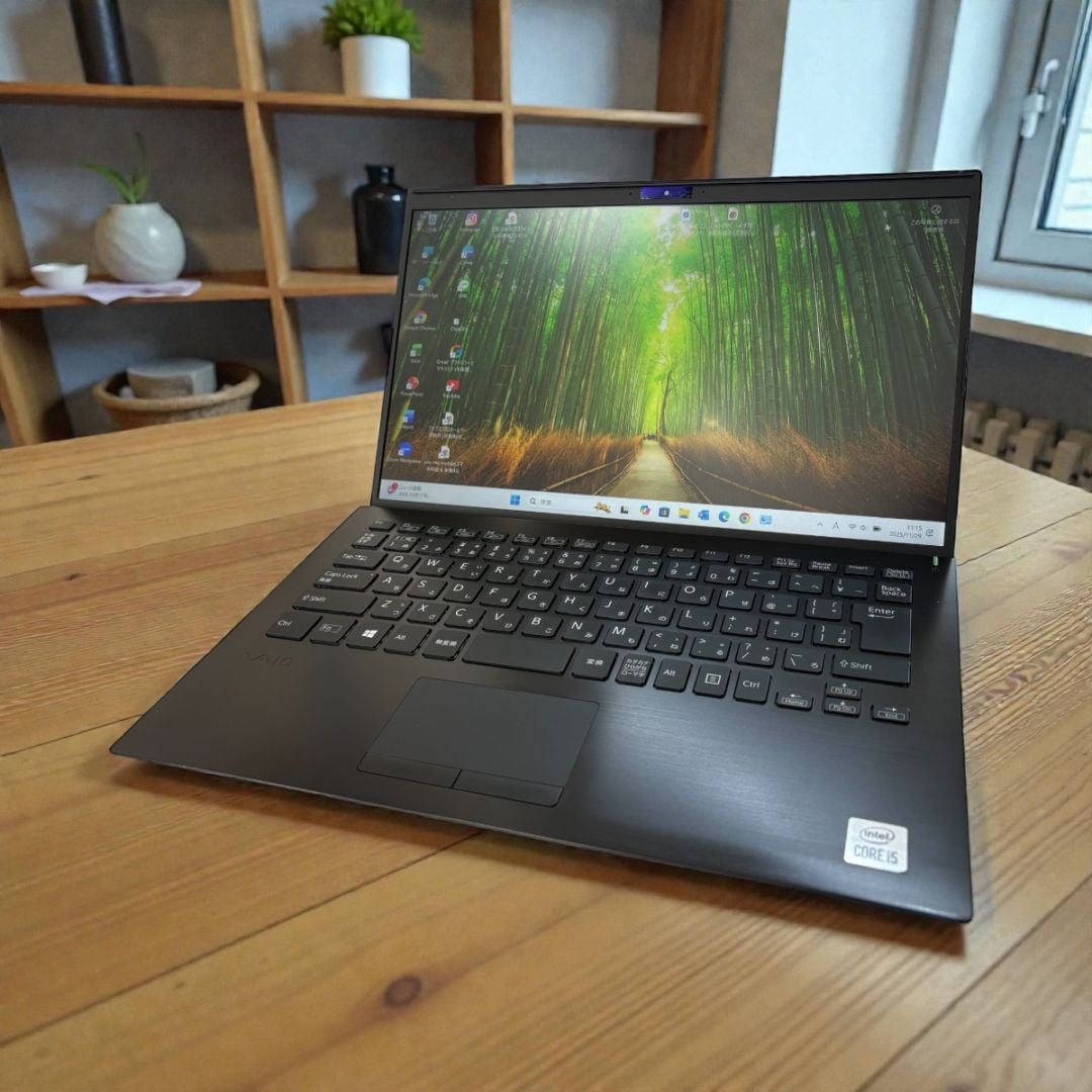 SONY VAIO VJPK13C11N 14.0ｲﾝﾁ(i5ﾊﾞｰｼﾞｮﾝ）