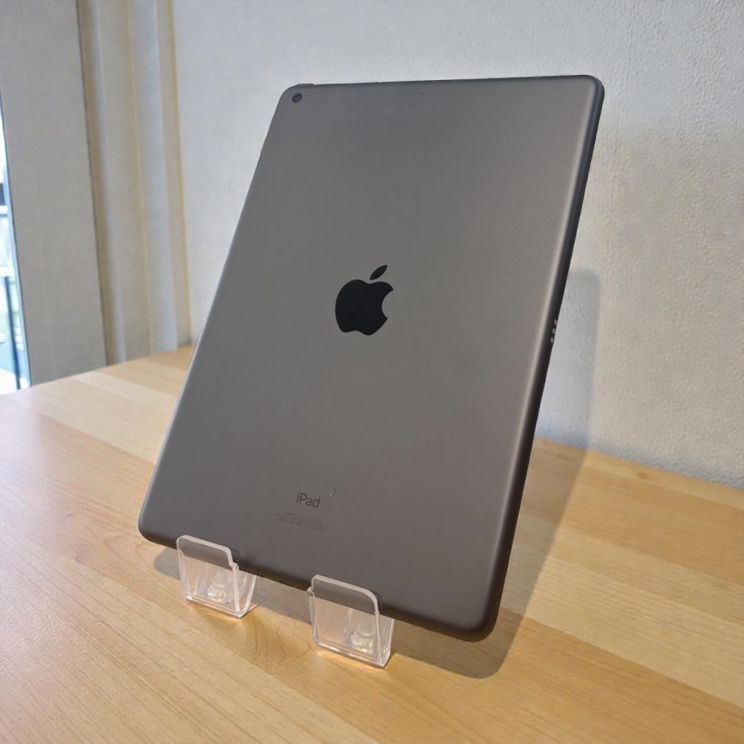 iPad（第九世代) Wi-Fiモデル 64GB スペースグレイ