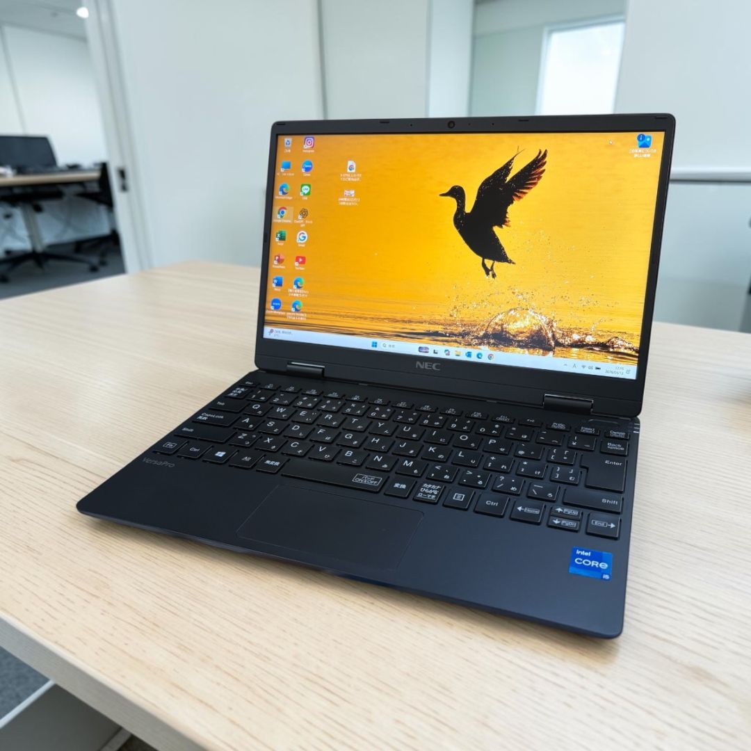 売約済みとなりました。ご検討誠にありがとうございました！！【一宮で!! Windows10搭載機！かっこいい赤黒ボディ　ASUS Intel core i5 15.6インチ】一宮市のパソコン屋 Mr.Carnival（ミスカニ）です！パソコン修理・中古パソコン販売店【クレカ&PayPay使えます！】店頭在庫PCのご紹介です！受け渡しは店舗にて(^^)/【エイスース ノートパソコン メモリ８GB/新品SSD240GB】 宇都宮・那須塩原で中古パソコンをお探しの方はX-STYLEへ