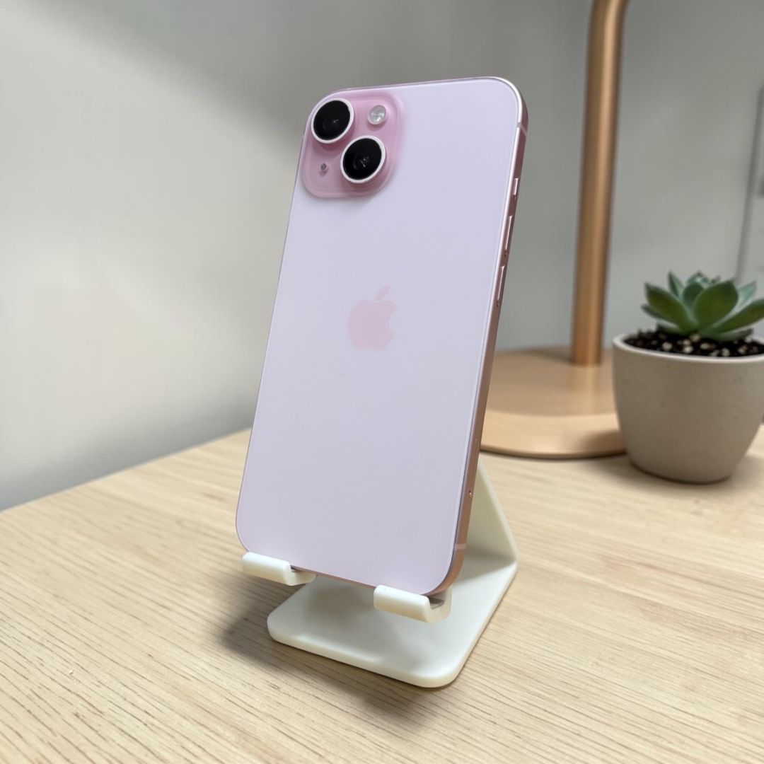 iPhone15 256GB ピンク （中古良品A)