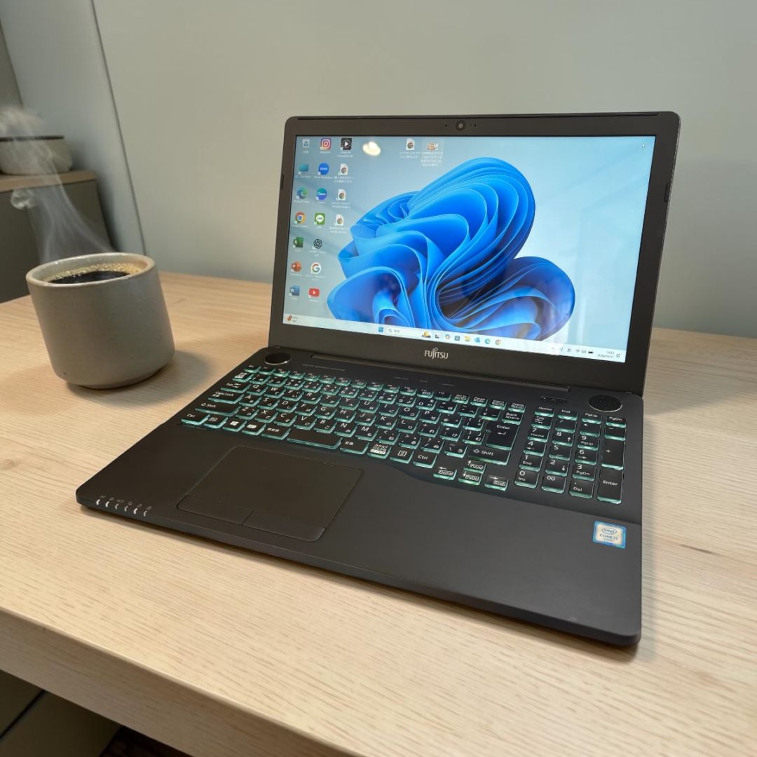 FUJITSU LIFEBOOK AH53/A3 15.6ｲﾝﾁ