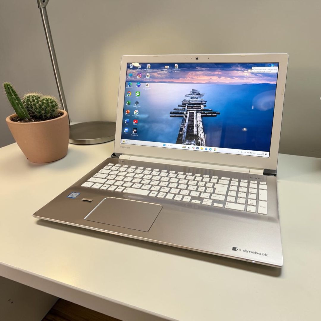 TOSHIBA DynaBook T75/DG 15.6ｲﾝﾁ