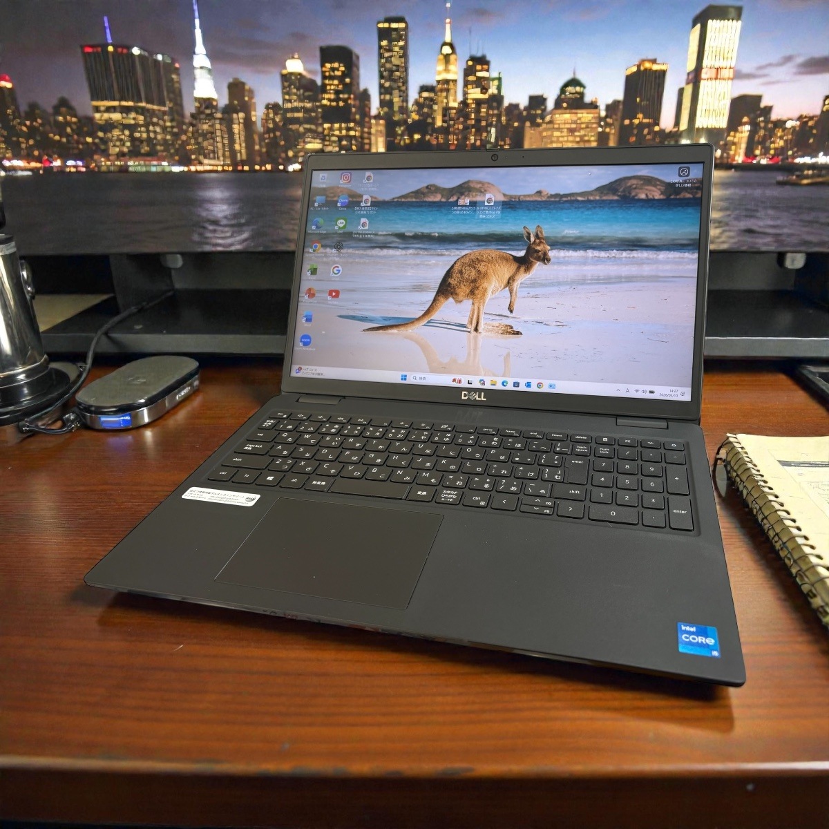 DELL Latitude3520 15.6インチ1