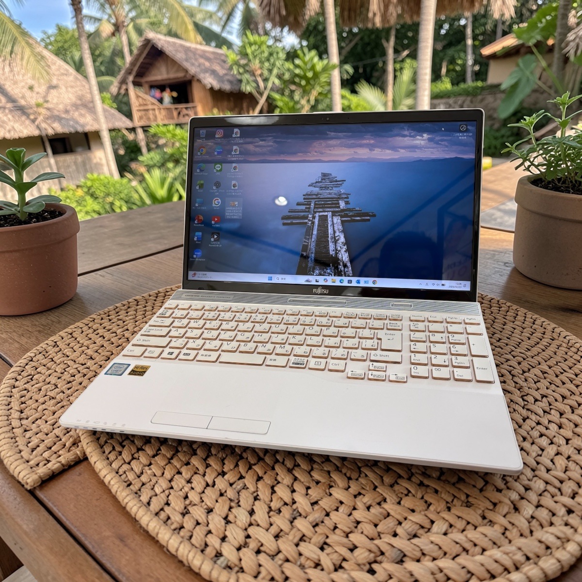 FUJITSU LIFEBOOK WA3/B3 15.6インチ