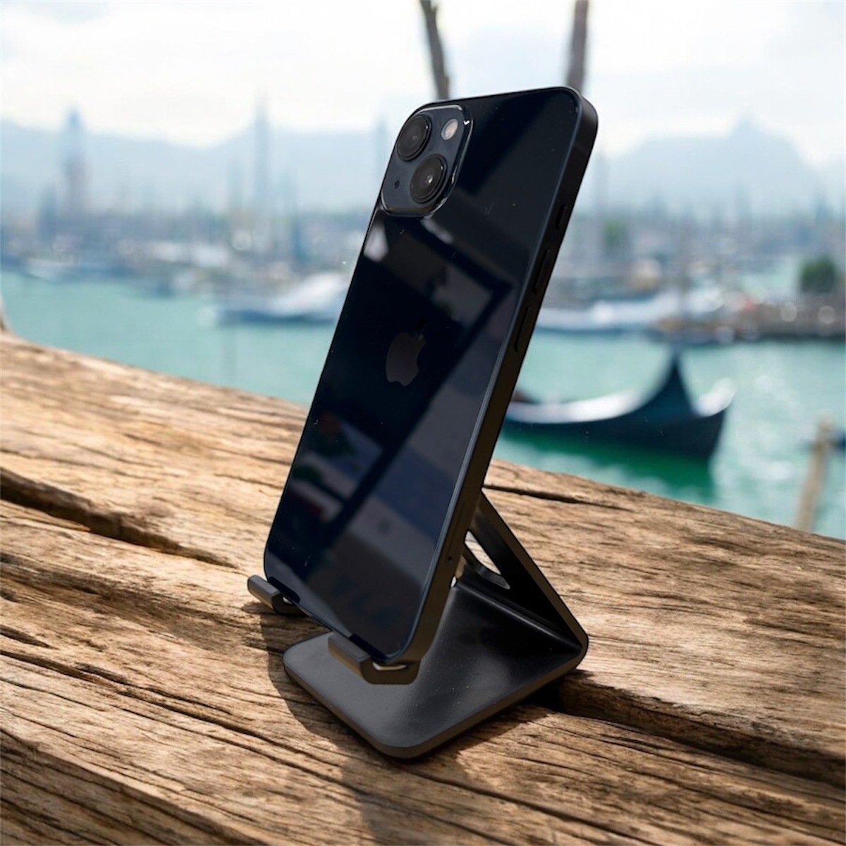 Apple iPhone13 128GB ﾌﾞﾗｯｸ（中古良品Aクラス）