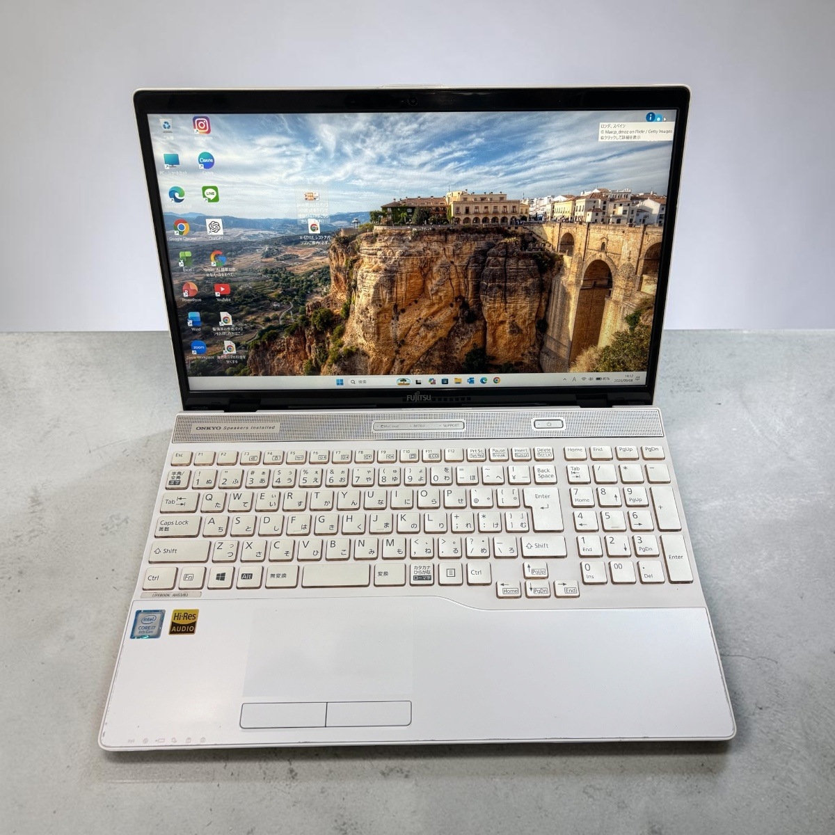 FUJITSU LIFEBOOK AH53/B3 15.6ｲﾝﾁ