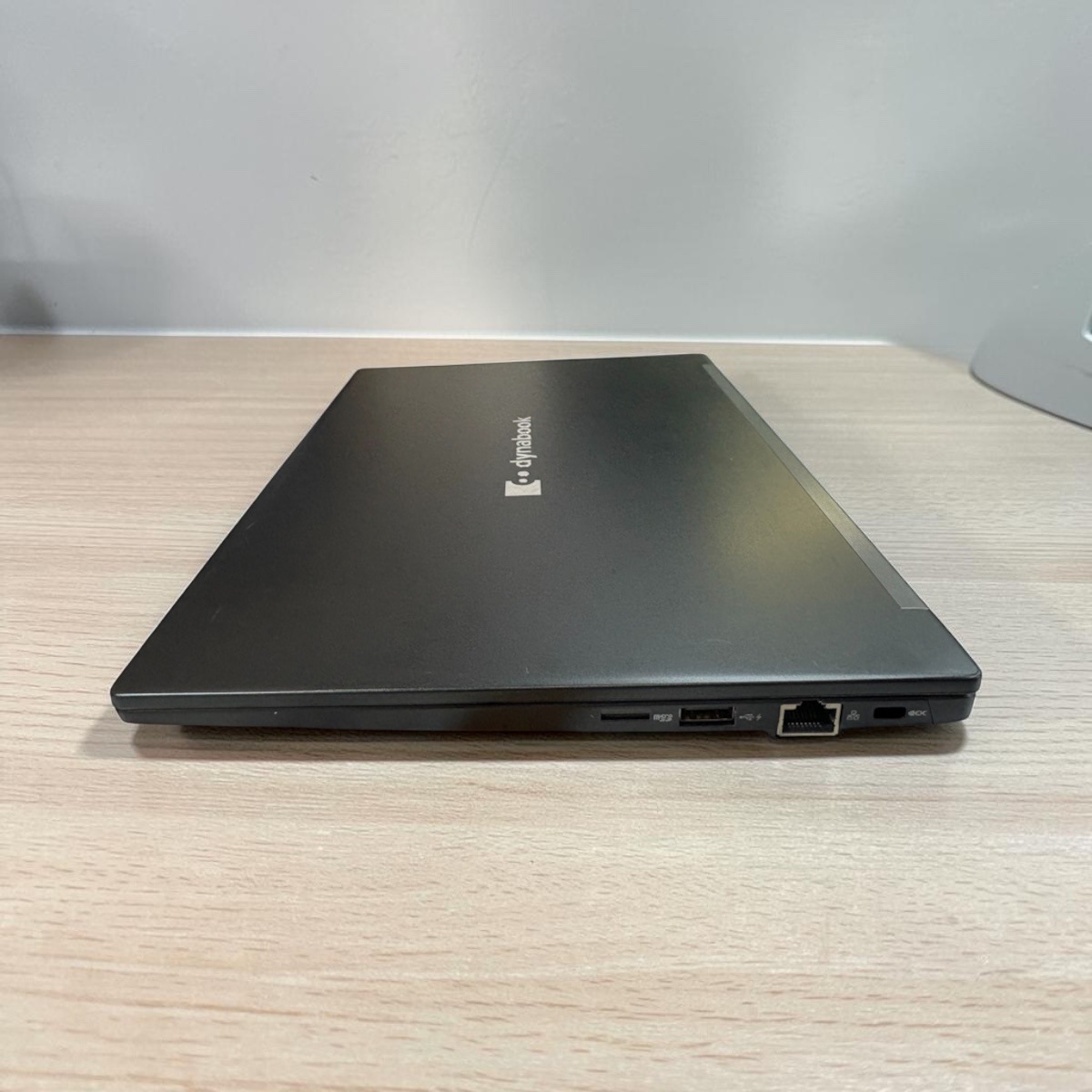 dynabook G83/HU 13.3ｲﾝﾁ