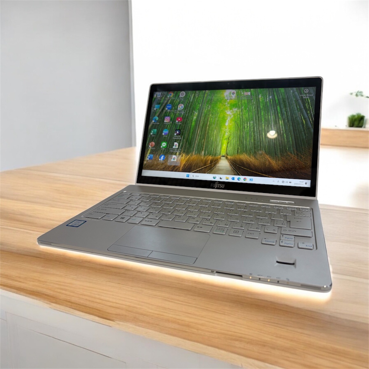 FUJITSU LIFEBOOK SH90/B1 13.3インチ