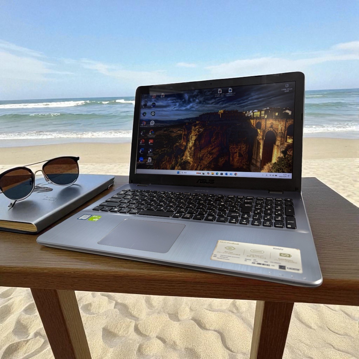 ASUS VivoBook X542U 15.6インチ