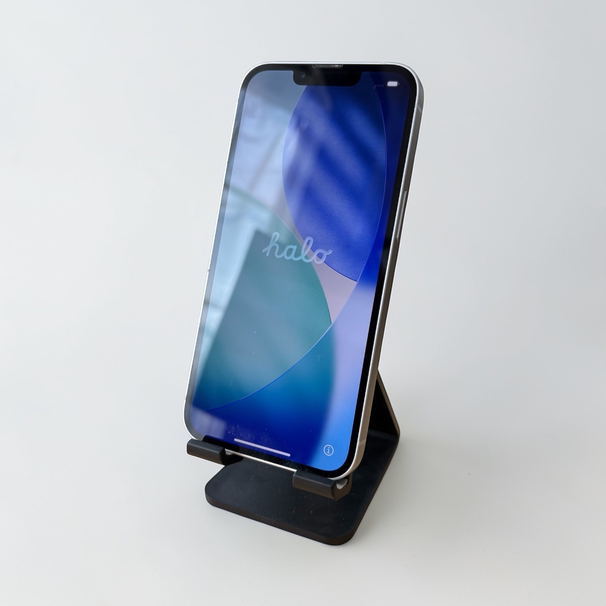 Apple iPhone13 128GB ｽﾀｰﾗｲﾄ（中古良品Aクラス）