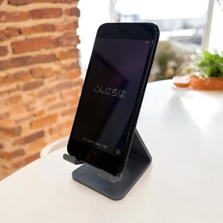 Apple iPhone SE（第三世代） 128GB（中古良品Aクラス）ブラック