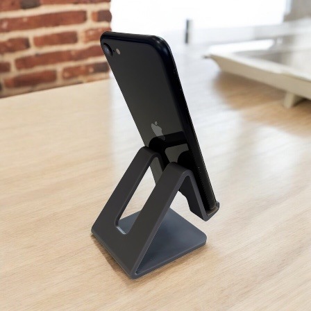 Apple iPhone SE（第三世代） 128GB（中古良品Aクラス）ブラック