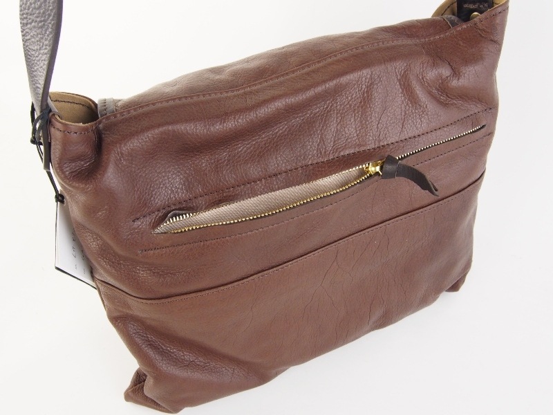 TWIST FLAP SHOULDER BAG (Хå ҥͥ񥫥֥)