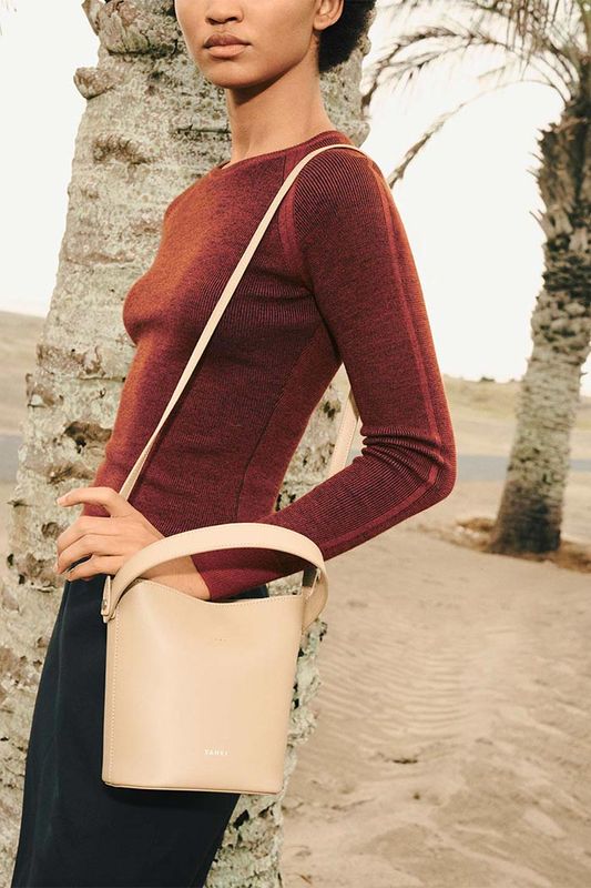 YH-770 CROSSBODY BAG_BEIGE