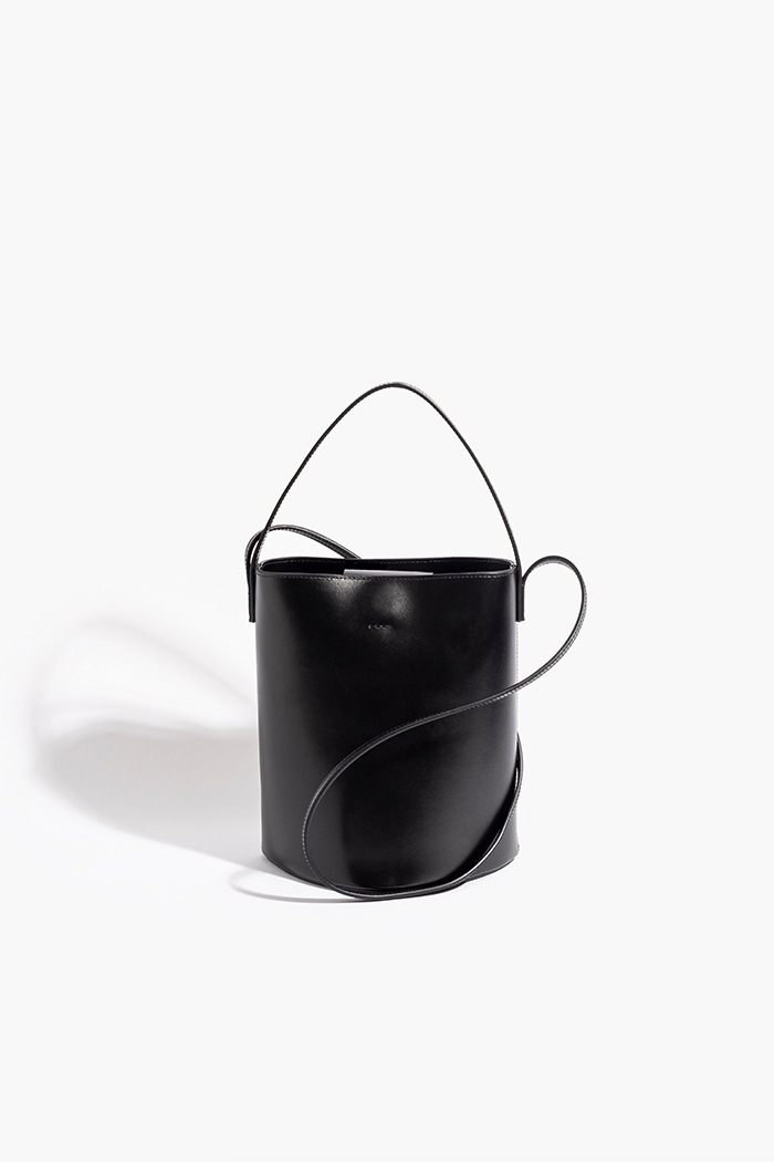 YH-688(Large) CROSS BODY BAG_BLACK