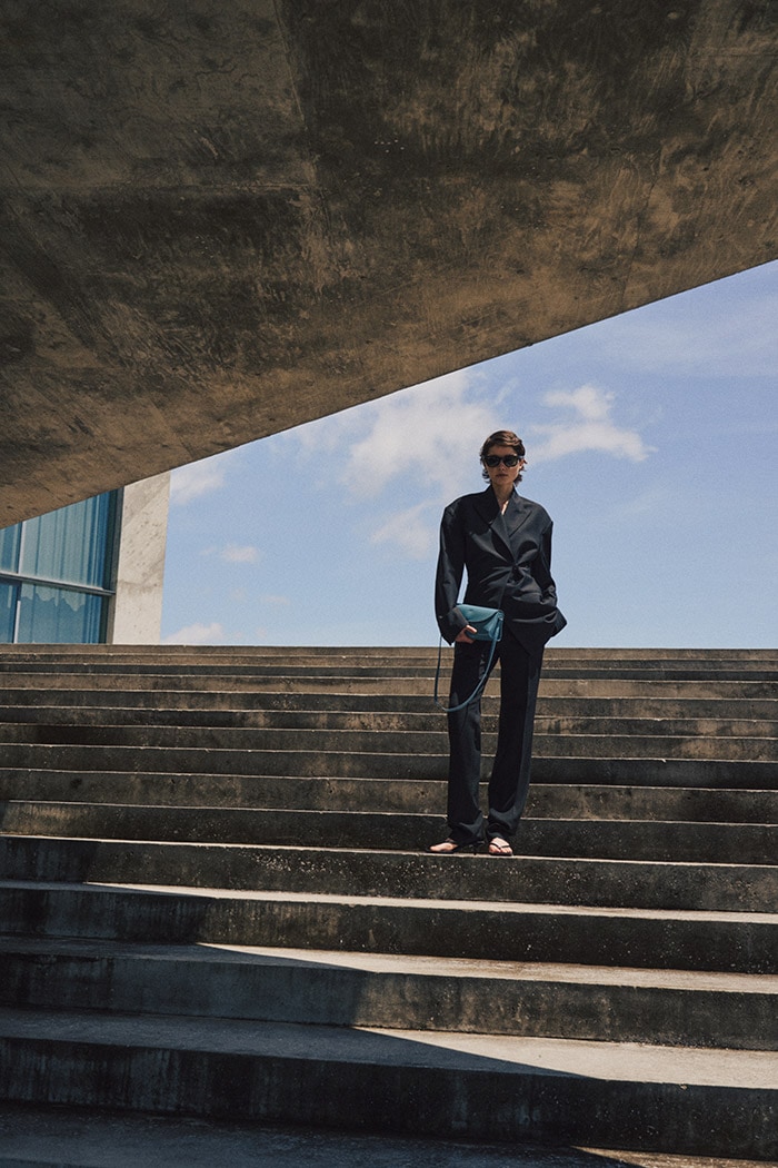 YH-647 CROSS BODY BAG_BLACK