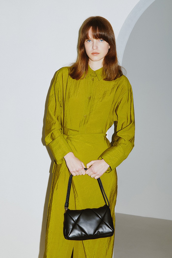 YH-719 CROSS BODY BAG_CREAM YELLOW