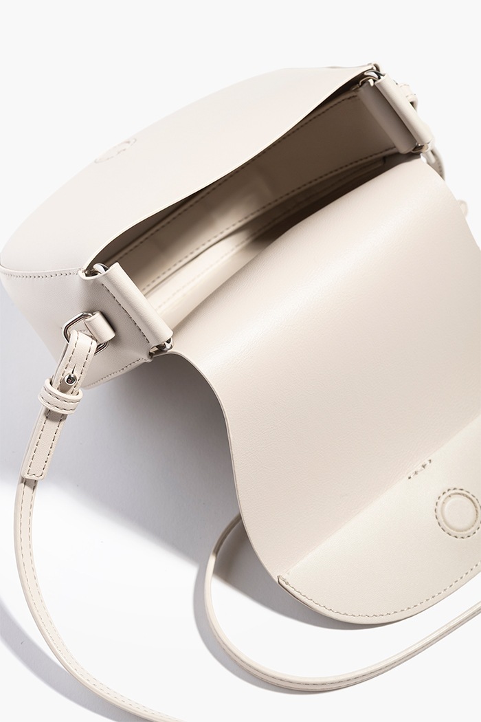 YH-584V CROSSBODY BAG_IVORY