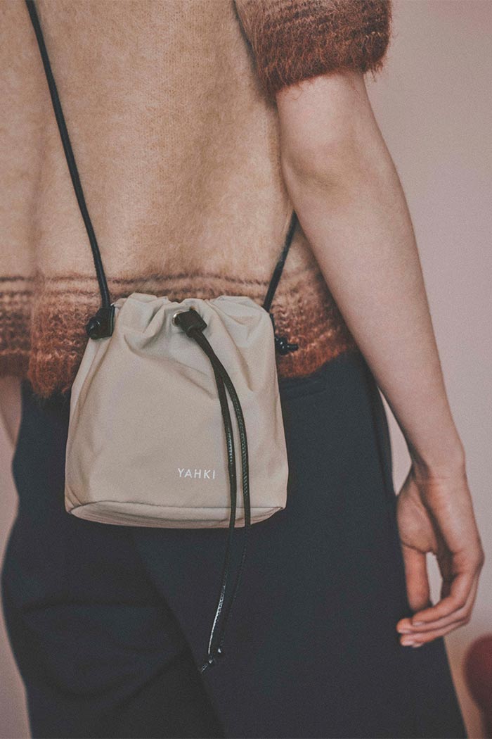 YH-817 CROSSBODY BAG_CHARCOAL