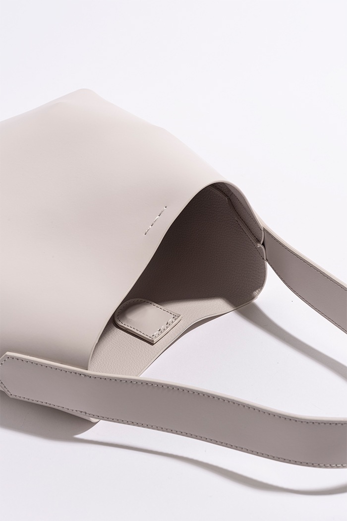 YH-684 TOTE BAG_PEAL WHITE