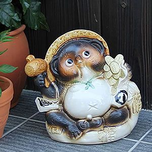 たぬきち 　no8 楽天市場】【ポイント3倍】信楽焼 たぬき 丸々 服 狸 8号 信楽焼