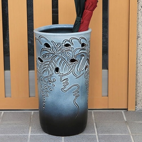 信楽焼 傘立て 信楽焼きかさたて ぶどう透し彫り傘立て 陶器かさたて