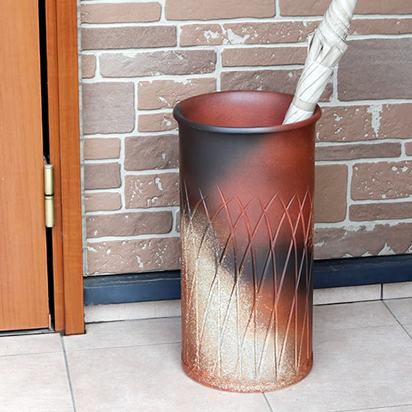 信楽焼傘立て 花彫り 高さ42cm 信楽焼傘立て 花彫り 高さ42cm 傘立