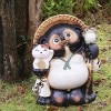 信楽焼きたぬき 17号招き猫蛙持ち狸　陶器タヌキ　［ta-0135］|たぬき